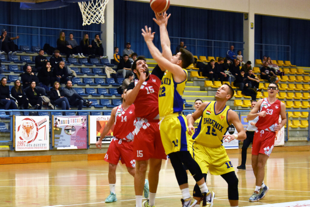 Tiszaújvárosi Termálfürdő Phoenix KK - Békéscsabai KK 95-59