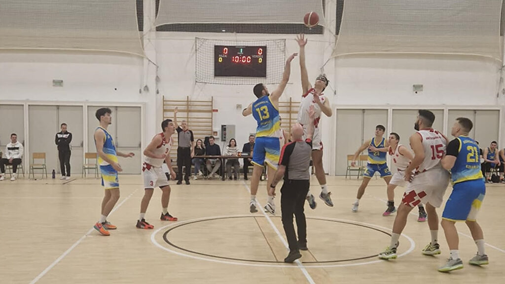 Békéscsabai KK - Vásárhelyi Kosársuli 93-63