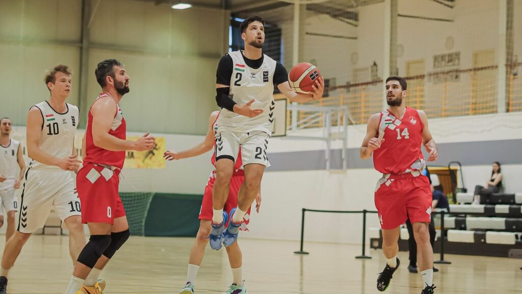 PTE-PEAC - Békéscsabai KK 113-72